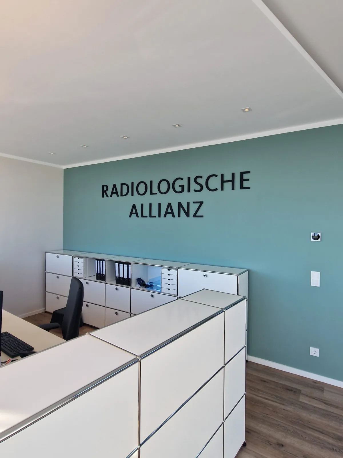Empfangsbereich aus seitlicher Perspektive